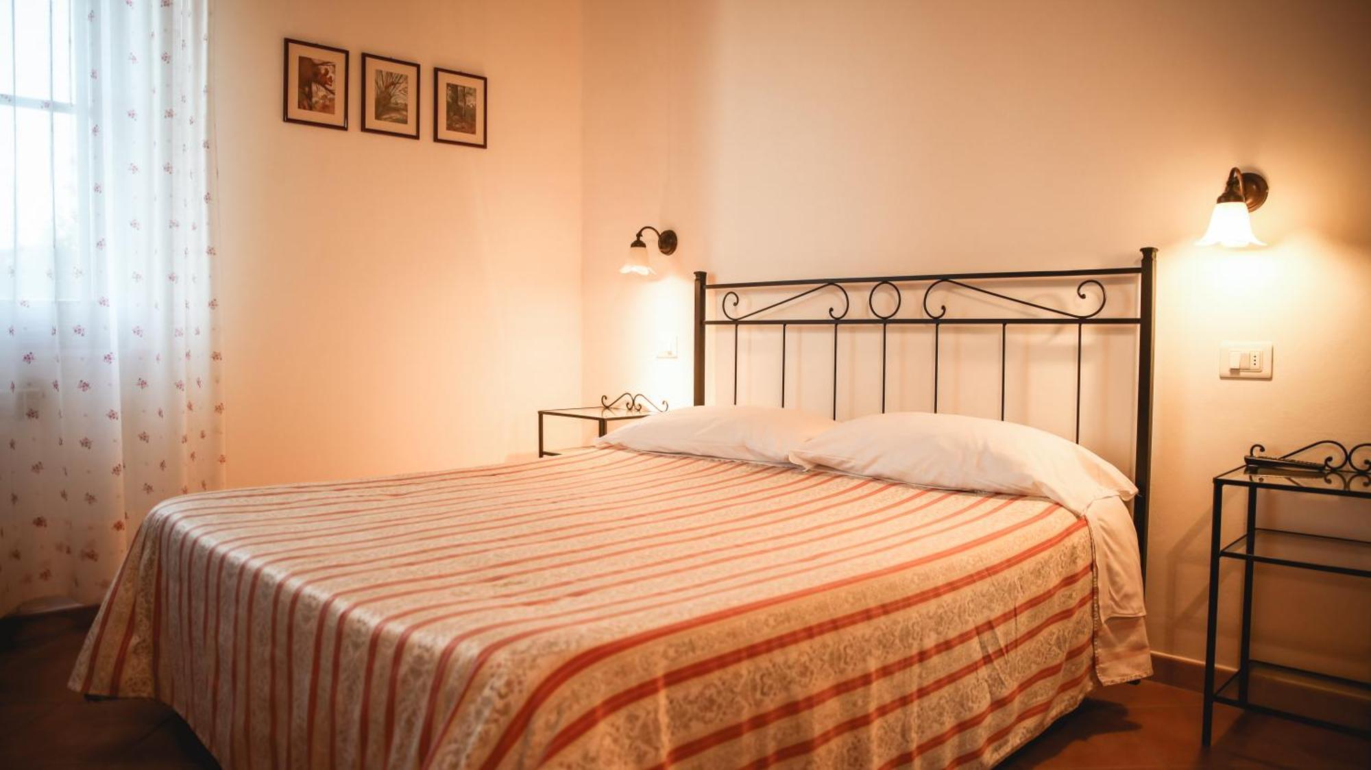 Agriturismo Poggio Alle Calle 萨杜勒尼亚 外观 照片