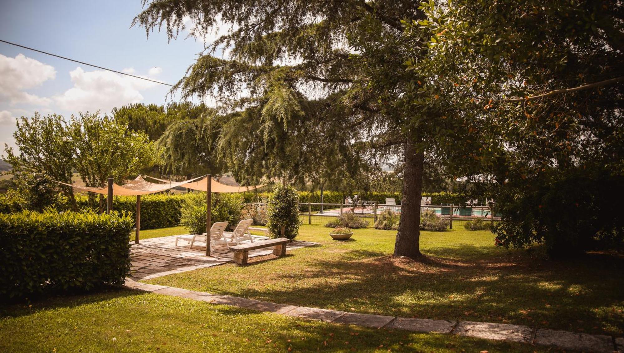Agriturismo Poggio Alle Calle 萨杜勒尼亚 外观 照片