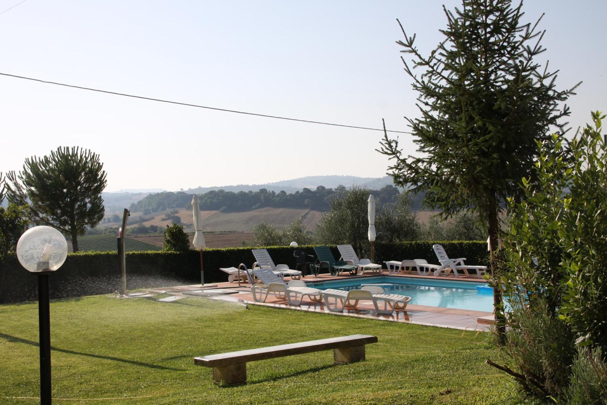 Agriturismo Poggio Alle Calle 萨杜勒尼亚 外观 照片