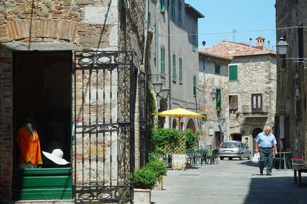 Agriturismo Poggio Alle Calle 萨杜勒尼亚 外观 照片