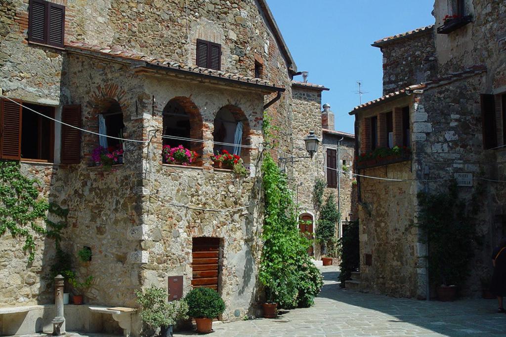 Agriturismo Poggio Alle Calle 萨杜勒尼亚 外观 照片